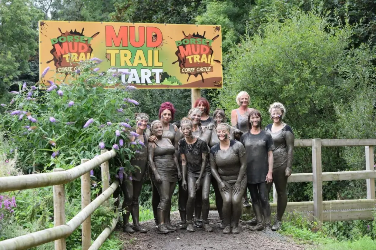 corporate team building – mud trail group